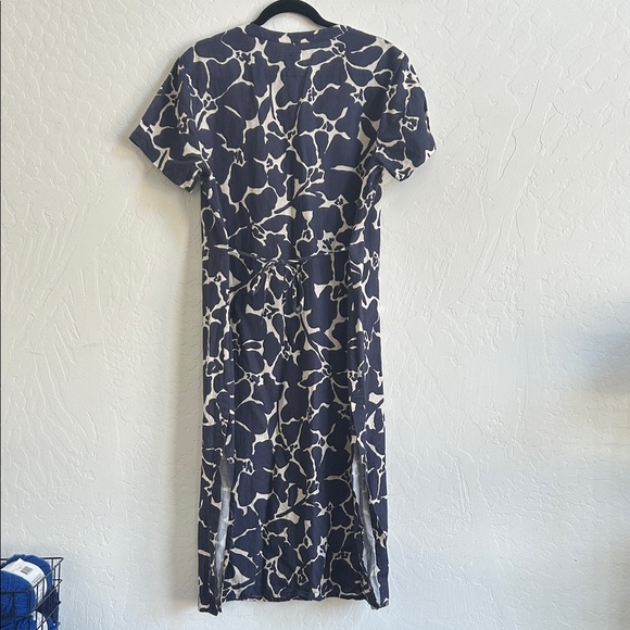 Power To My People Navy & Ivory Abstract Floral Banded v neck Midi Shirt Dress - Picture 4 of 8